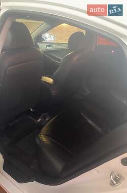 Седан Hyundai Sonata 2014 в 