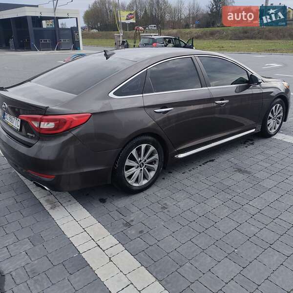 Седан Hyundai Sonata 2015 в Львове