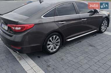 Седан Hyundai Sonata 2015 в 