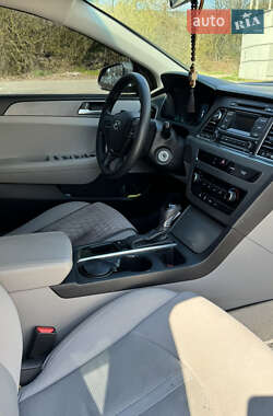 Седан Hyundai Sonata 2014 в 