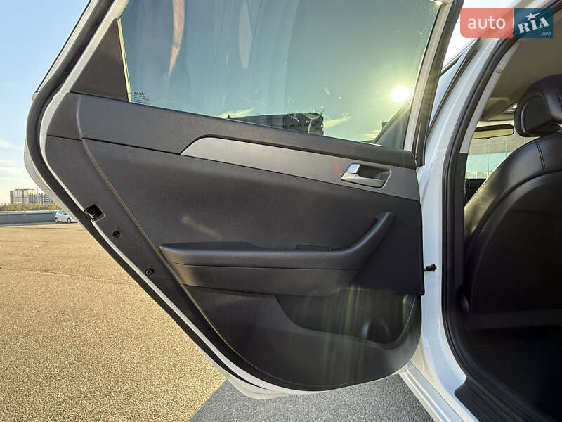 Седан Hyundai Sonata 2018 в Киеве