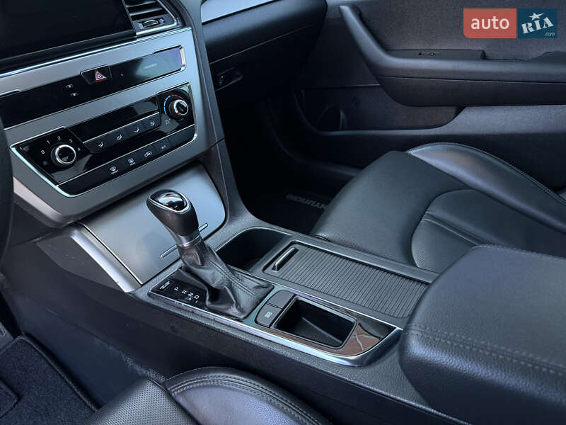 Седан Hyundai Sonata 2018 в Киеве