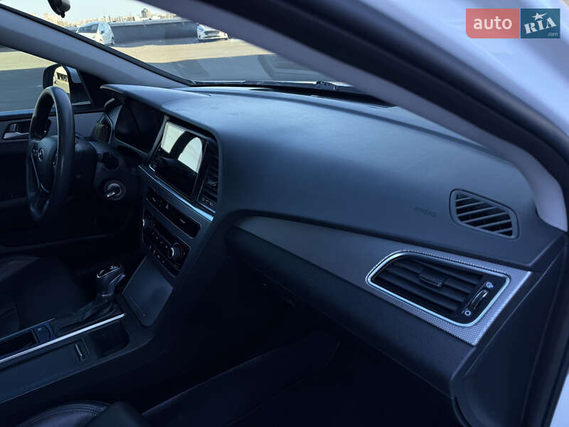 Седан Hyundai Sonata 2018 в Киеве