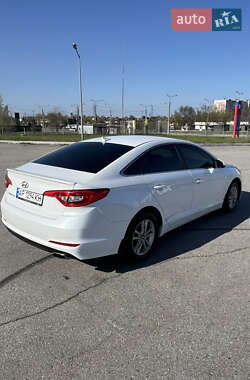 Седан Hyundai Sonata 2015 в 