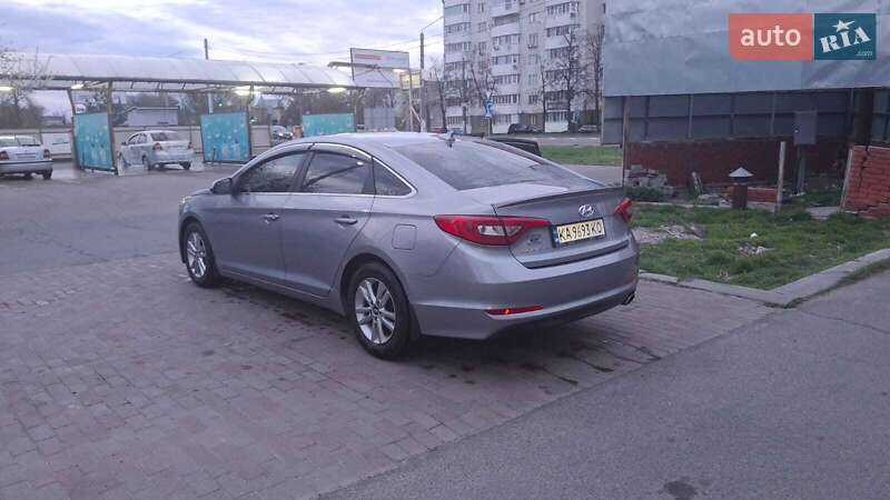 Седан Hyundai Sonata 2015 в 