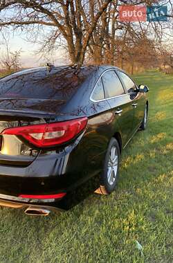 Седан Hyundai Sonata 2015 в 