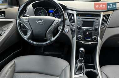 Седан Hyundai Sonata 2014 в 