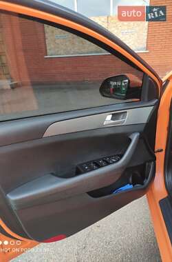 Седан Hyundai Sonata 2015 в 