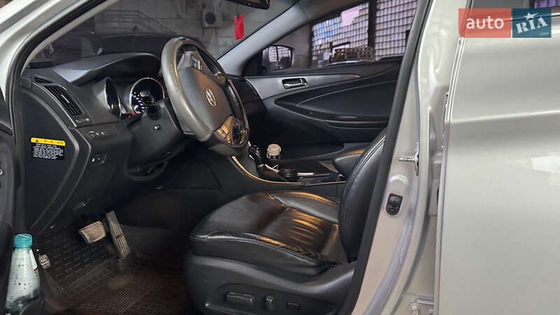Седан Hyundai Sonata 2013 в Одессе