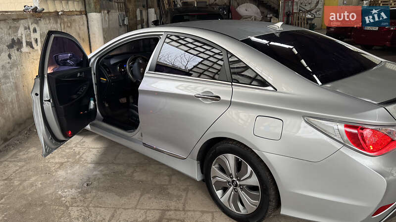 Седан Hyundai Sonata 2013 в Одессе