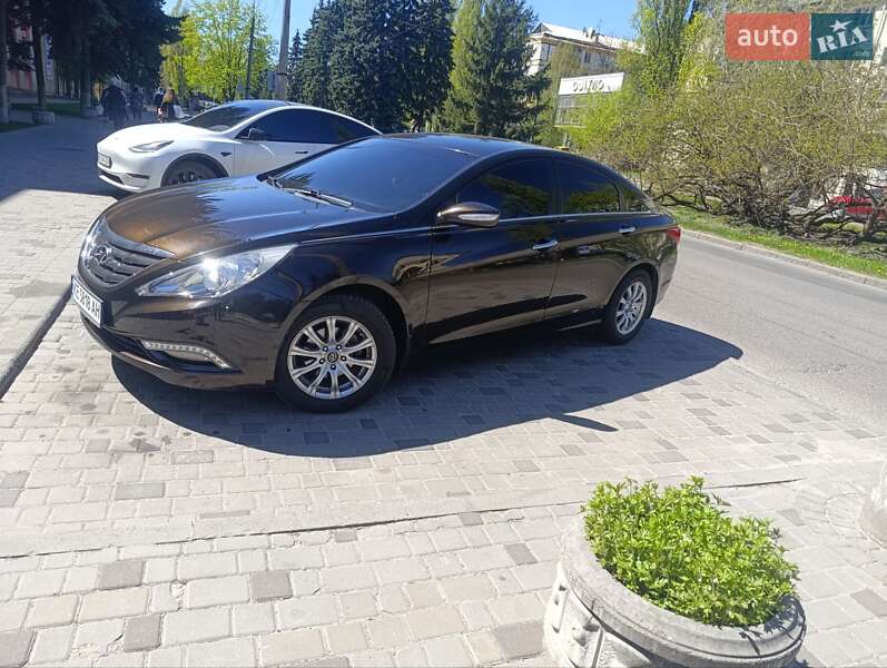 Седан Hyundai Sonata 2010 в Днепре