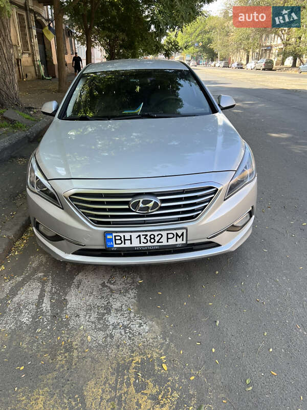 Седан Hyundai Sonata 2015 в 