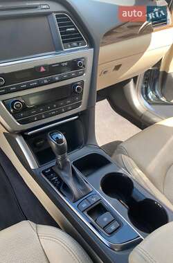 Седан Hyundai Sonata 2015 в 