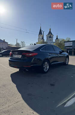 Седан Hyundai Sonata 2015 в 