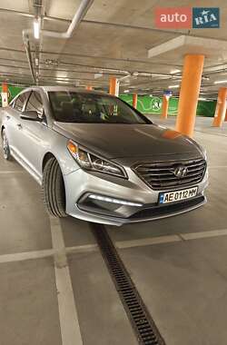 Седан Hyundai Sonata 2015 в 