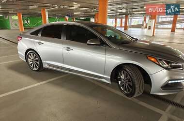 Седан Hyundai Sonata 2015 в 