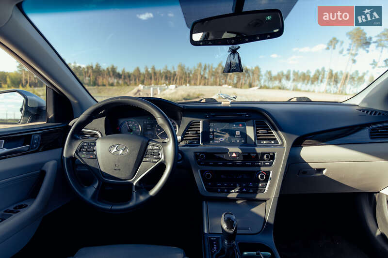 Седан Hyundai Sonata 2016 в Житомире