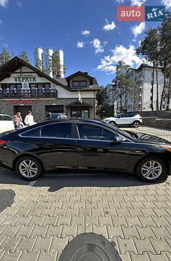 Седан Hyundai Sonata 2015 в 