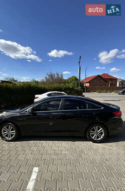 Седан Hyundai Sonata 2015 в 
