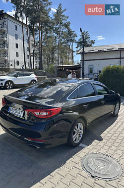 Седан Hyundai Sonata 2015 в 