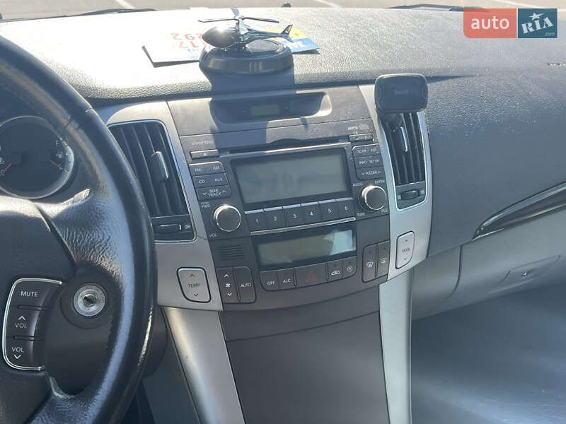 Седан Hyundai Sonata 2009 в Киеве