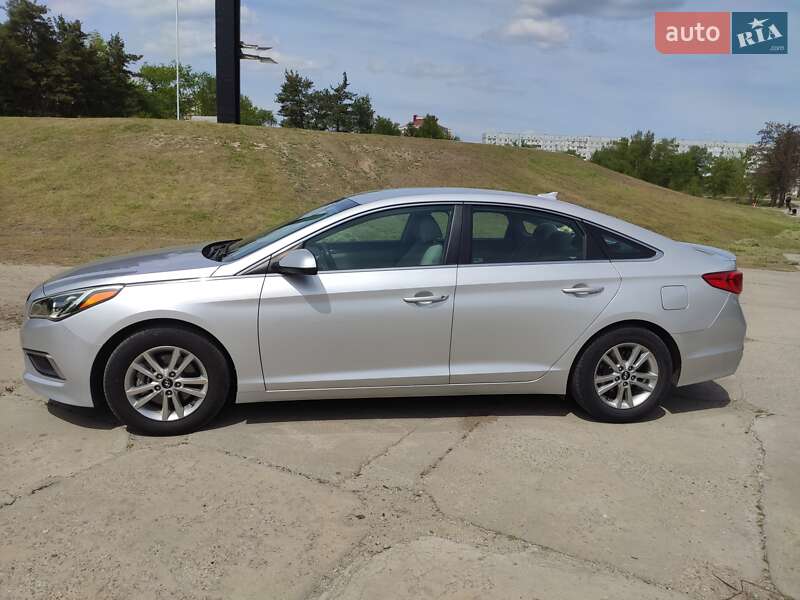 Седан Hyundai Sonata 2016 в Ровно