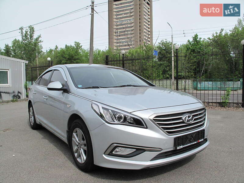 Hyundai Sonata 2016