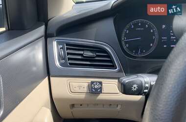 Седан Hyundai Sonata 2014 в 