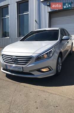 Седан Hyundai Sonata 2016 в Киеве