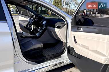 Седан Hyundai Sonata 2014 в 