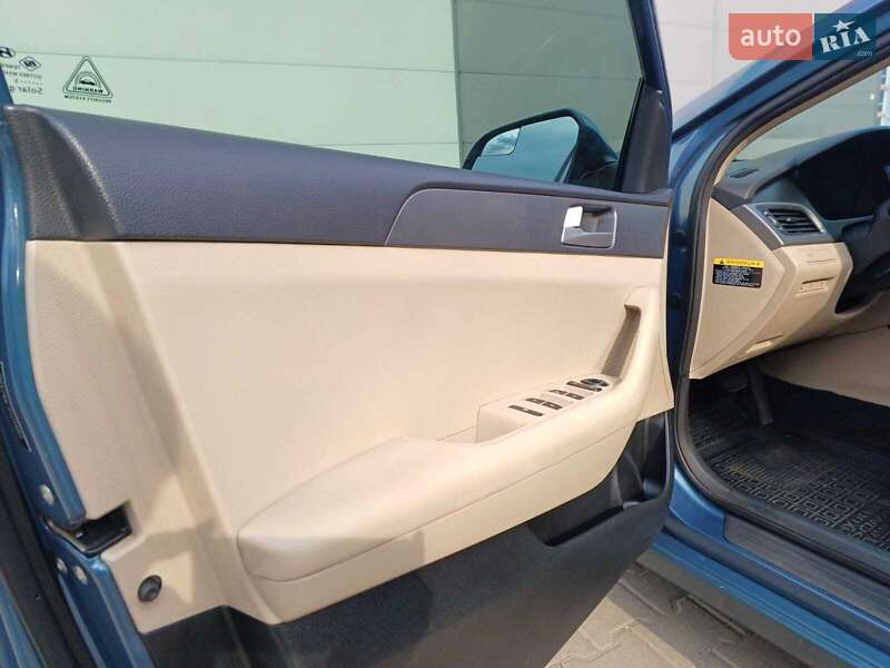 Седан Hyundai Sonata 2015 в Киеве