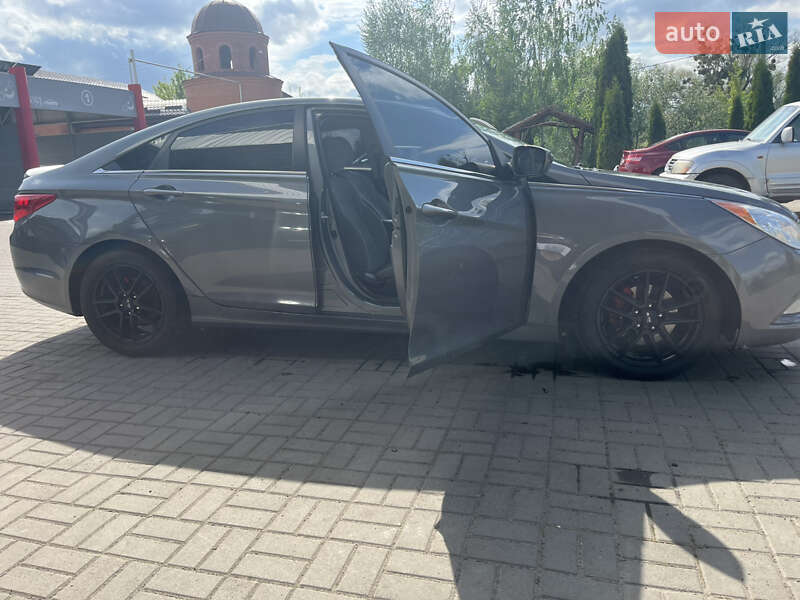 Седан Hyundai Sonata 2013 в Василькове
