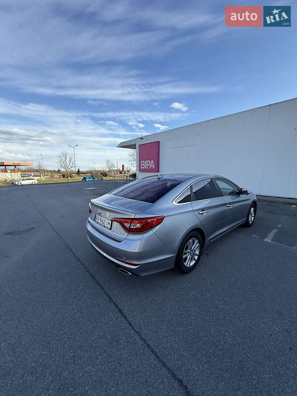 Седан Hyundai Sonata 2015 в Львове
