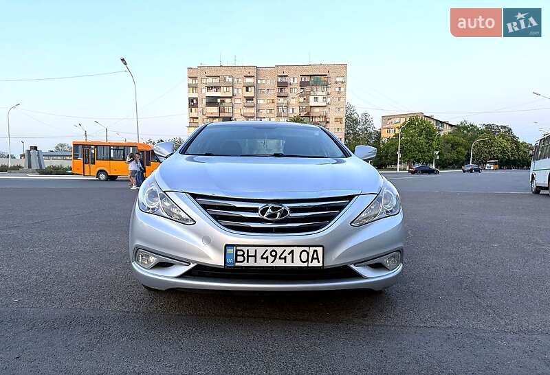 Седан Hyundai Sonata 2013 в 