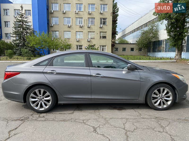 Hyundai Sonata 2012
