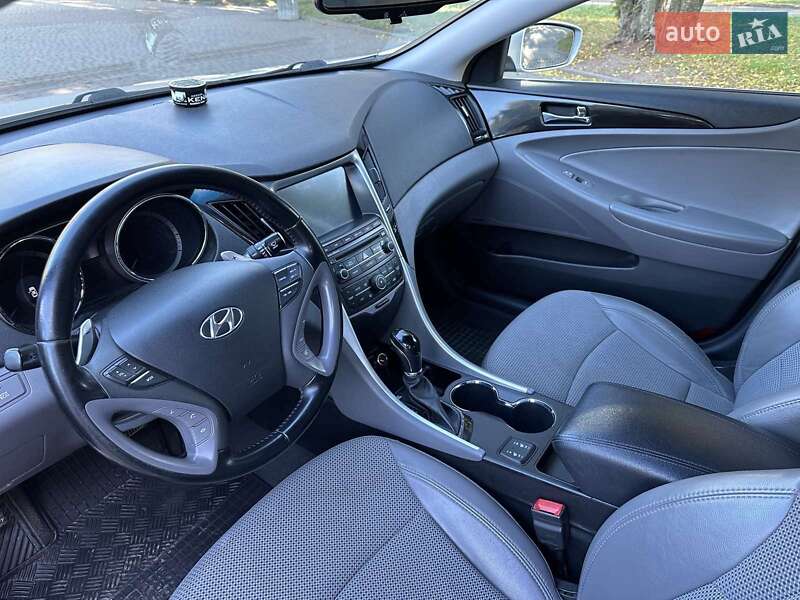 Седан Hyundai Sonata 2014 в Одесі