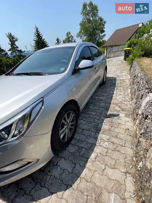 Седан Hyundai Sonata 2016 в Олександрії