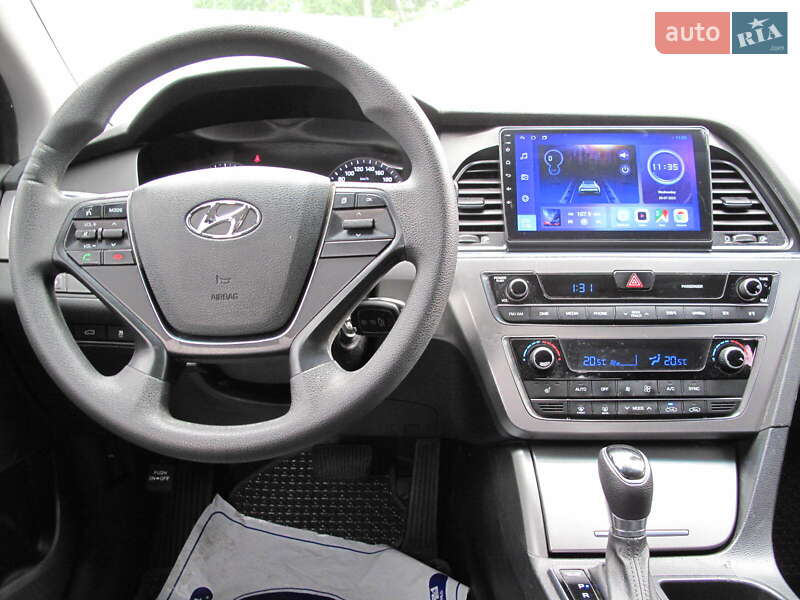 Седан Hyundai Sonata 2016 в Киеве