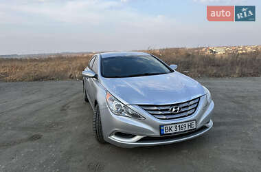 Седан Hyundai Sonata 2013 в 
