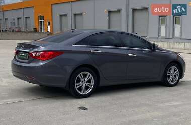 Седан Hyundai Sonata 2011 в 