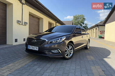 Седан Hyundai Sonata 2015 в 