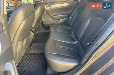 Седан Hyundai Sonata 2015 в 