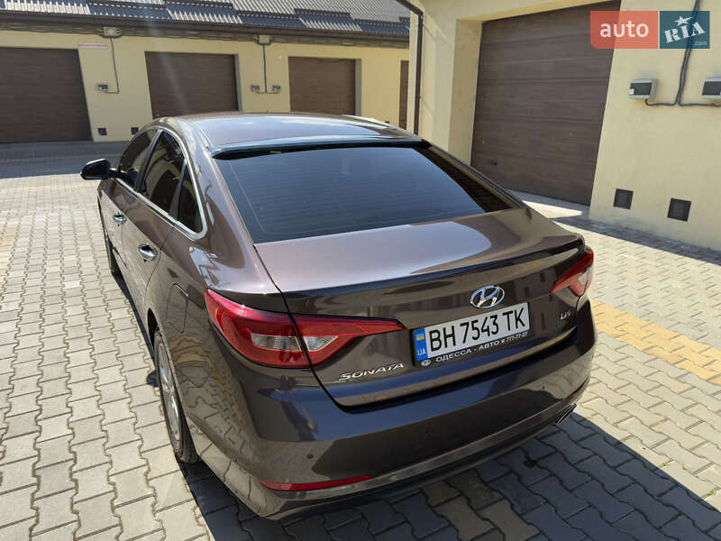 Седан Hyundai Sonata 2015 в Измаиле