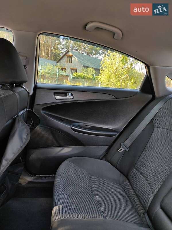 Седан Hyundai Sonata 2010 в Чернігові
