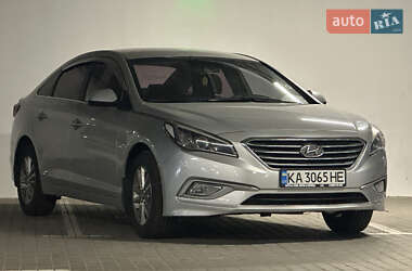 Седан Hyundai Sonata 2015 в 