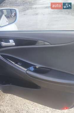 Седан Hyundai Sonata 2014 в 