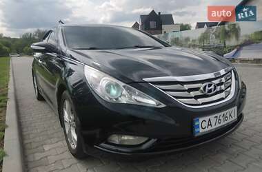 Седан Hyundai Sonata 2010 в Умані
