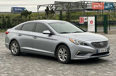 Седан Hyundai Sonata 2015 в 