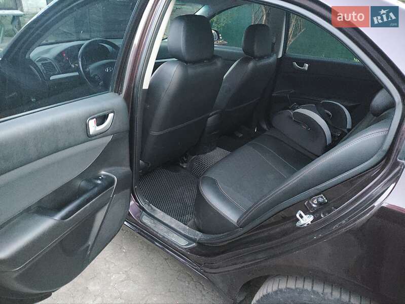 Седан Hyundai Sonata 2007 в Днепре