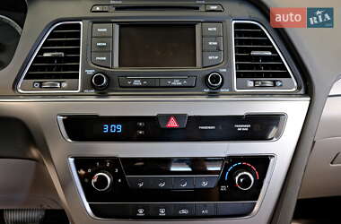 Седан Hyundai Sonata 2016 в 